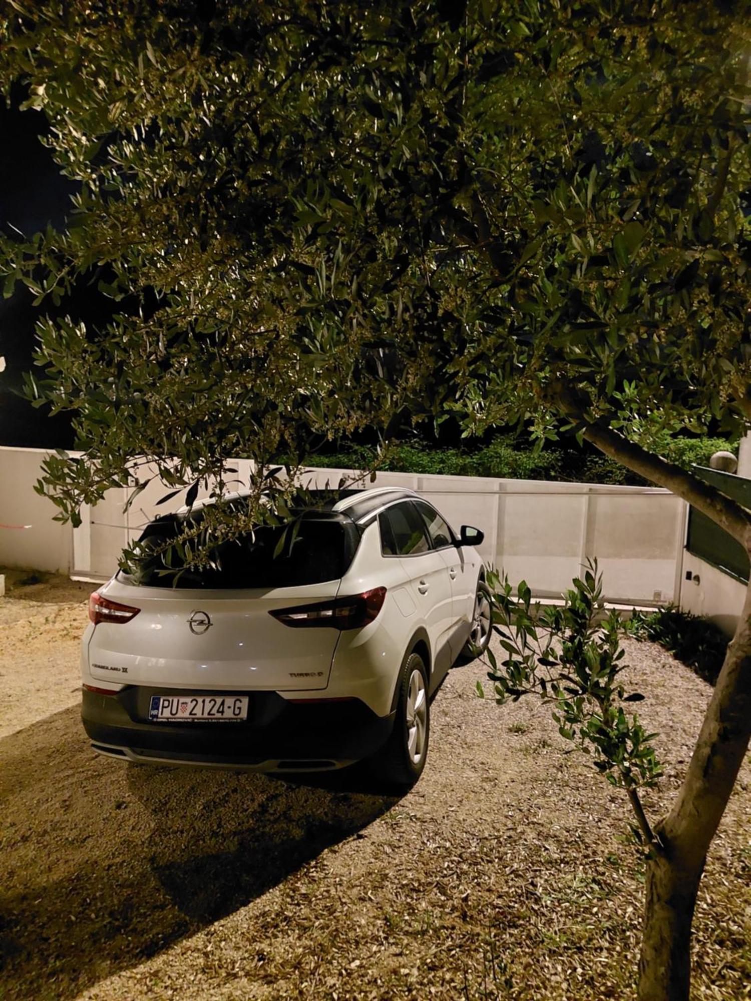 רוביני Family Apartment Villa Zrnka S Besplatnim Parkingom חדר תמונה